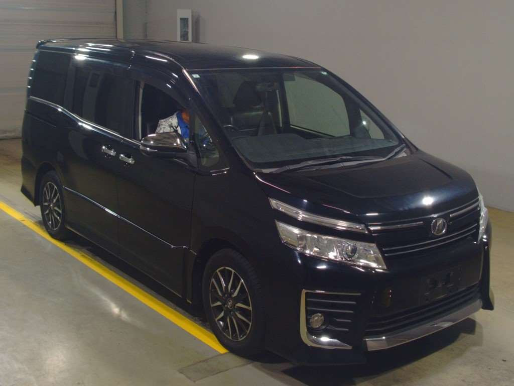 2015 Toyota Voxy ZRR80W[2]