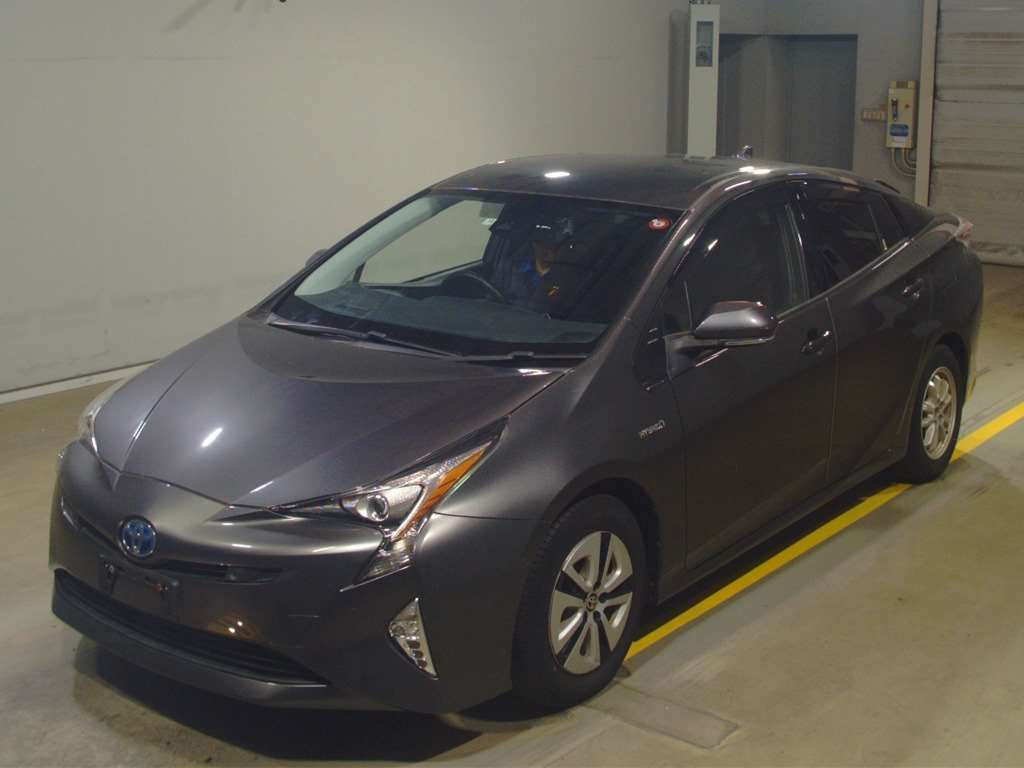 2017 Toyota Prius ZVW51[0]