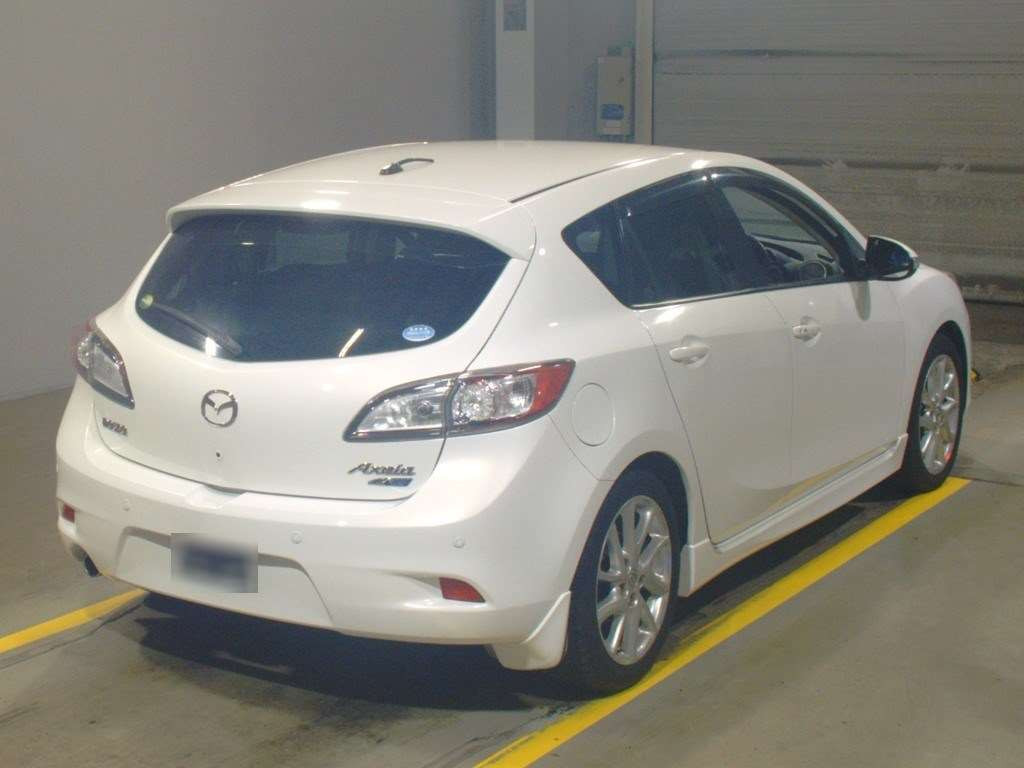 2012 Mazda Axela Sport BLFFW[1]