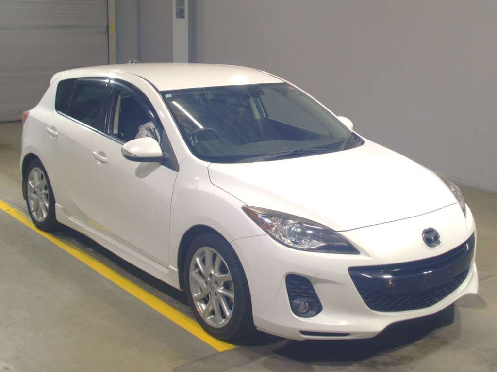 2012 Mazda Axela Sport BLFFW[2]