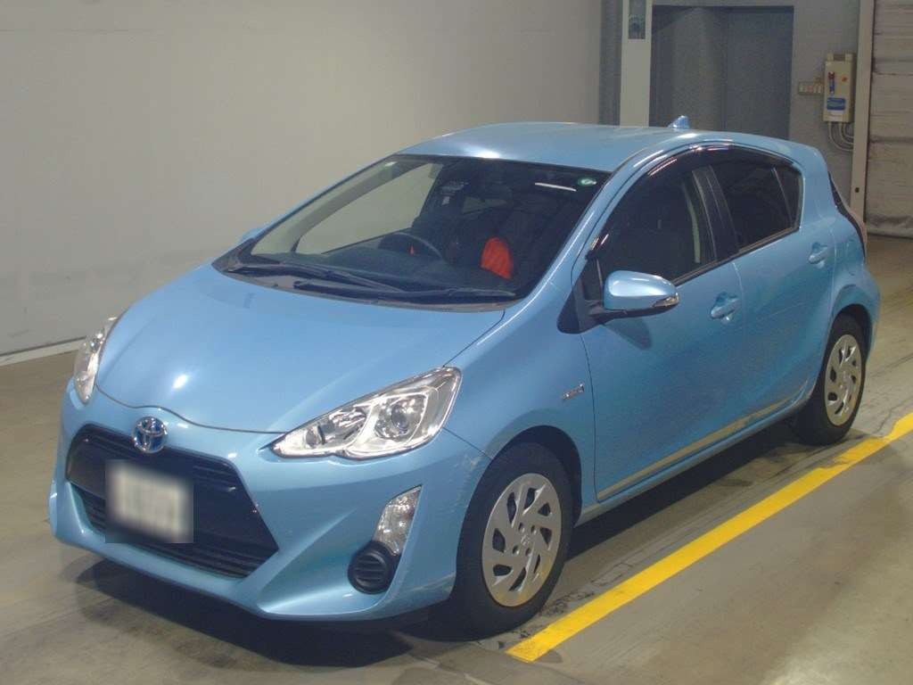 2017 Toyota Aqua NHP10[0]