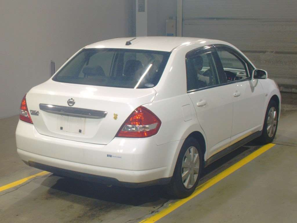 2006 Nissan Tiida Latio SC11[1]