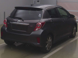 2011 Toyota Vitz