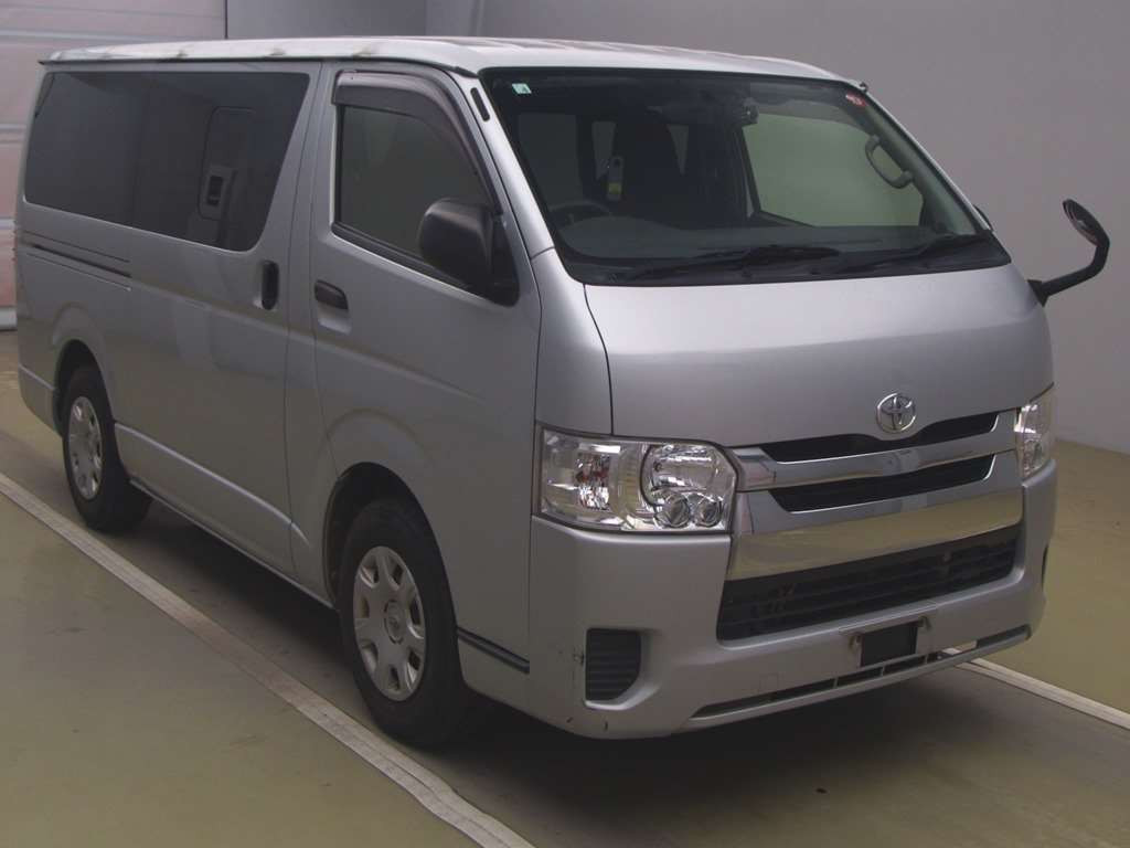 2017 Toyota Hiace Van KDH201V[2]