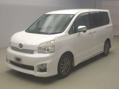 2011 Toyota Voxy