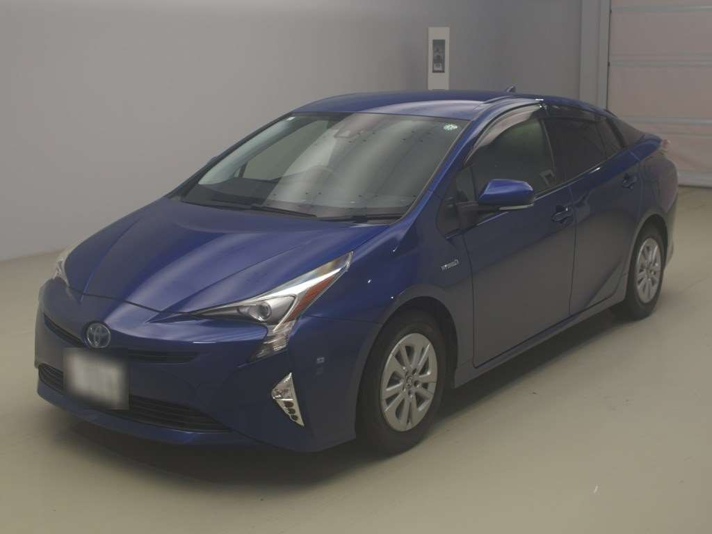 2017 Toyota Prius ZVW50[0]