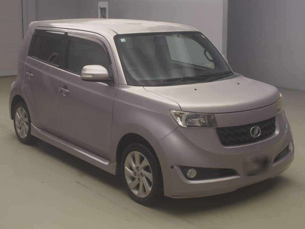 2010 Toyota bB QNC21[2]