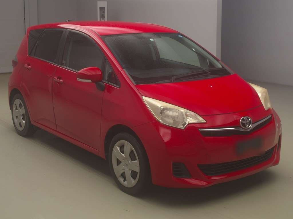 2011 Toyota Ractis NSP120[2]