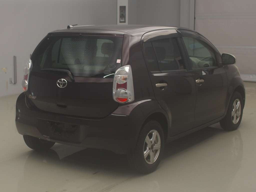 2010 Toyota Passo KGC30[1]