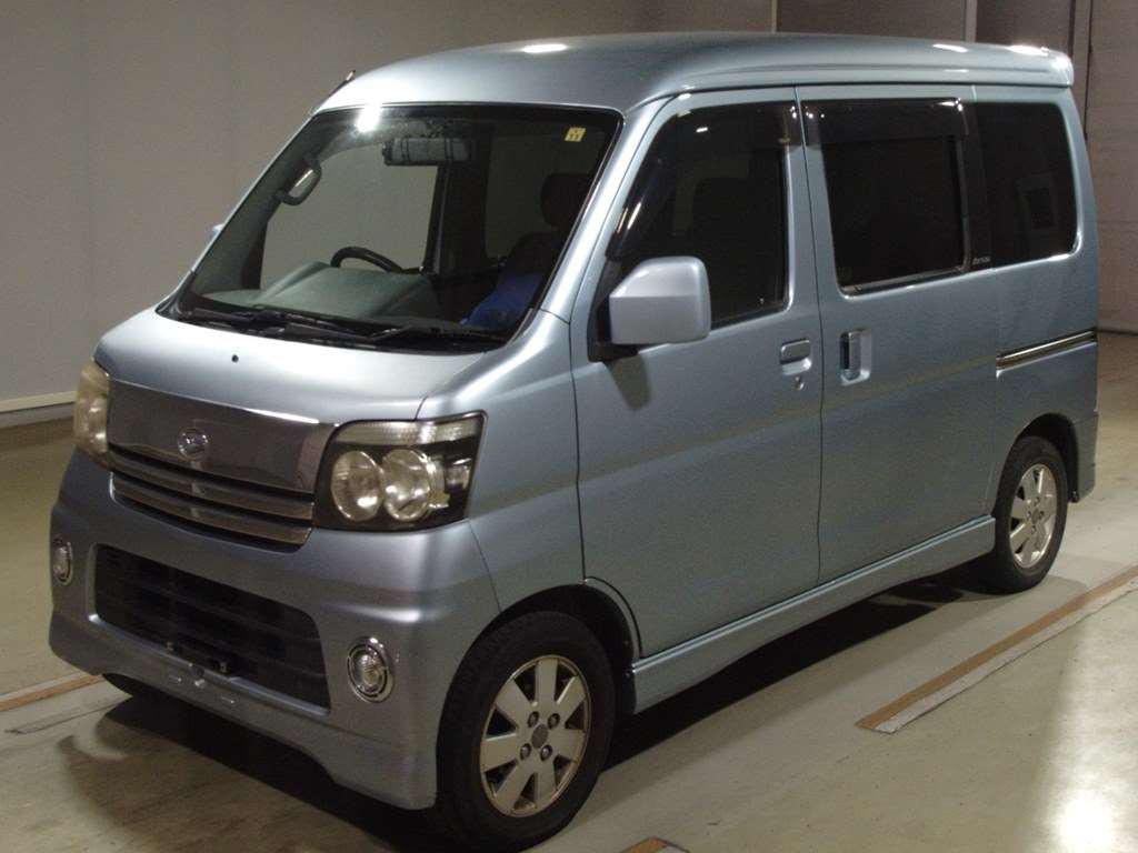 2005 Daihatsu Atrai Wagon S320G[0]