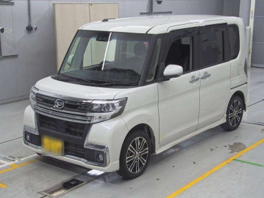 2018 Daihatsu Tanto Custom