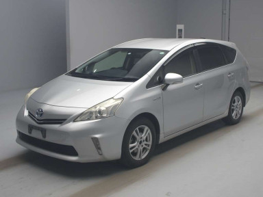 2013 Toyota Prius alpha