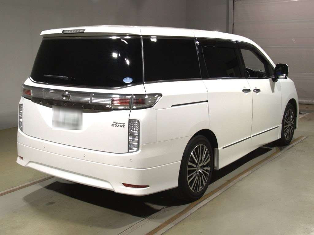 2021 Nissan Elgrand TE52[1]