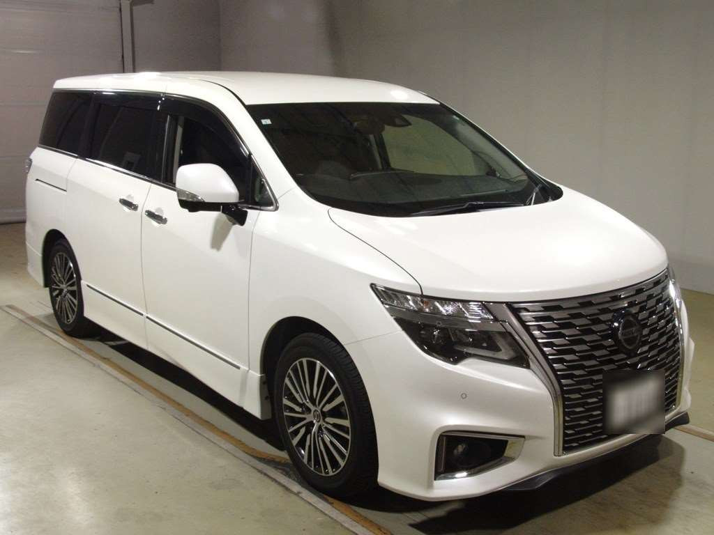 2021 Nissan Elgrand TE52[2]