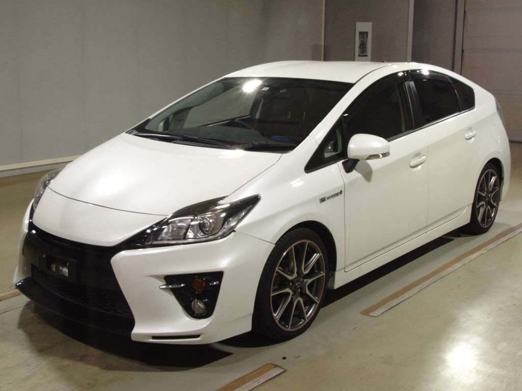 2013 Toyota Prius ZVW30[0]