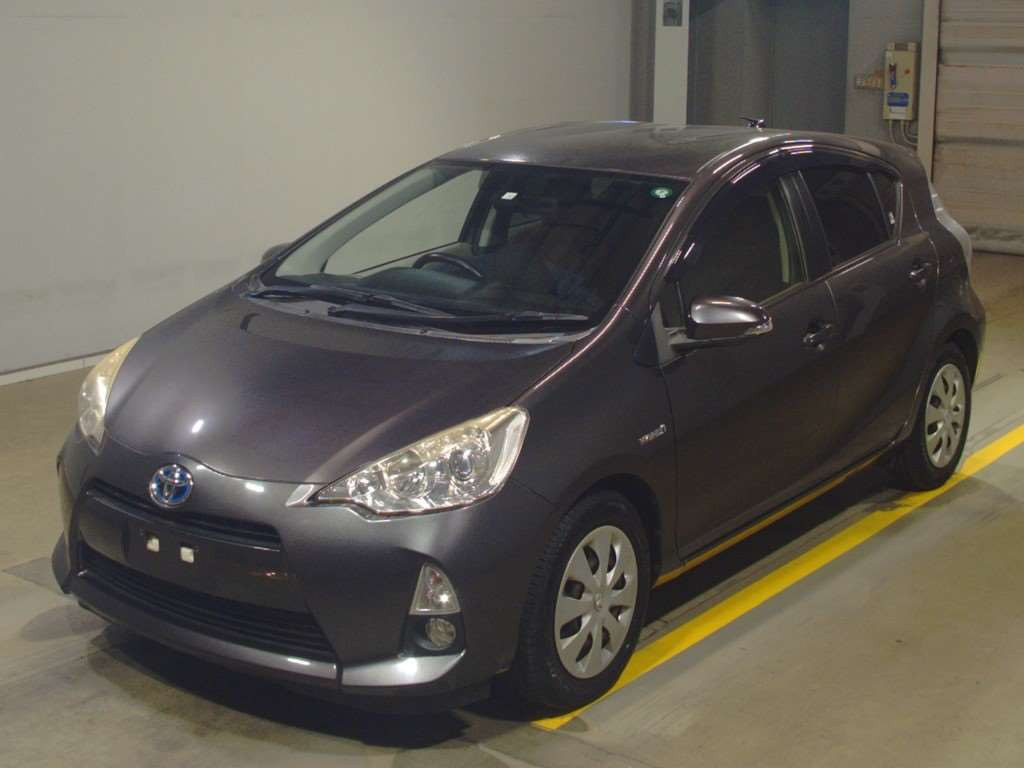 2012 Toyota Aqua NHP10[0]