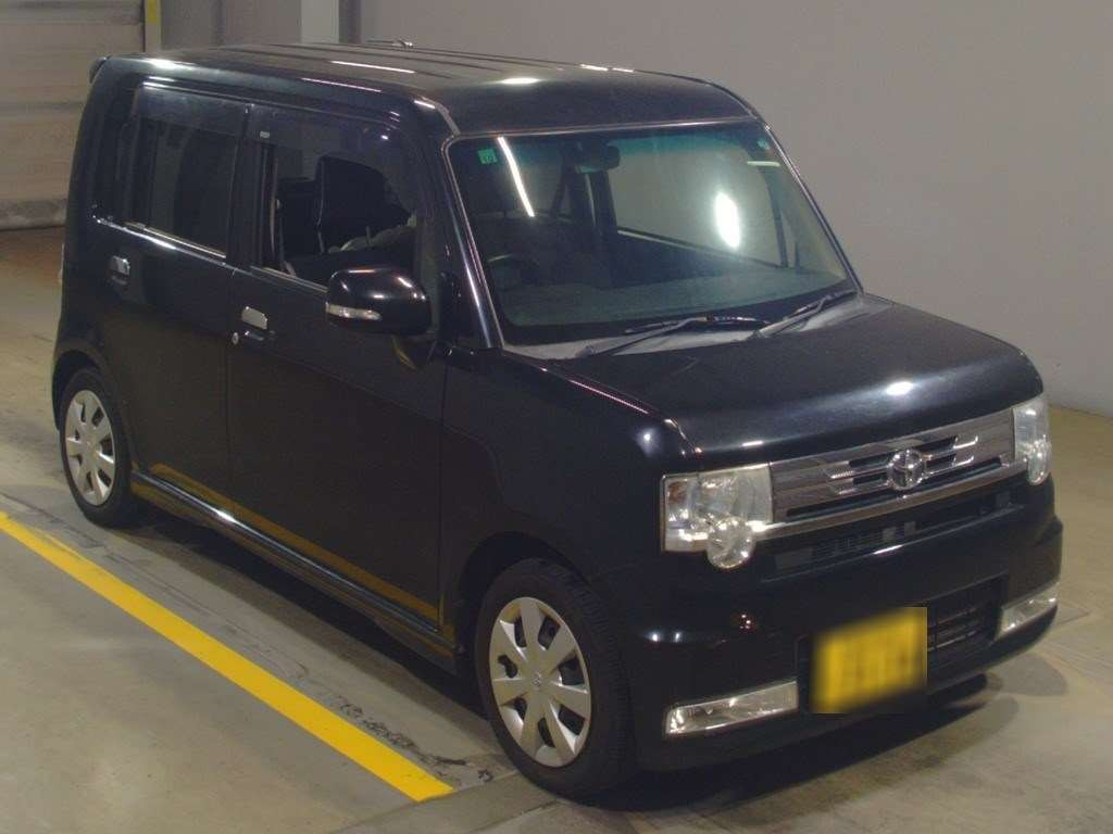 2016 Toyota Pixis Space L575A[2]