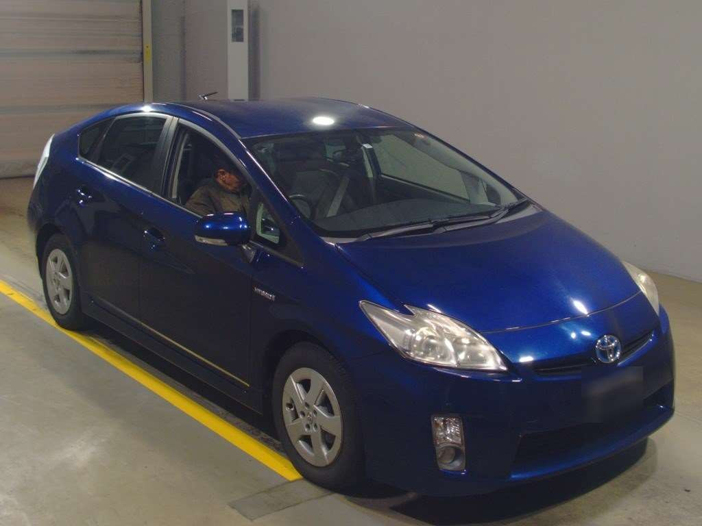 2009 Toyota Prius ZVW30[2]