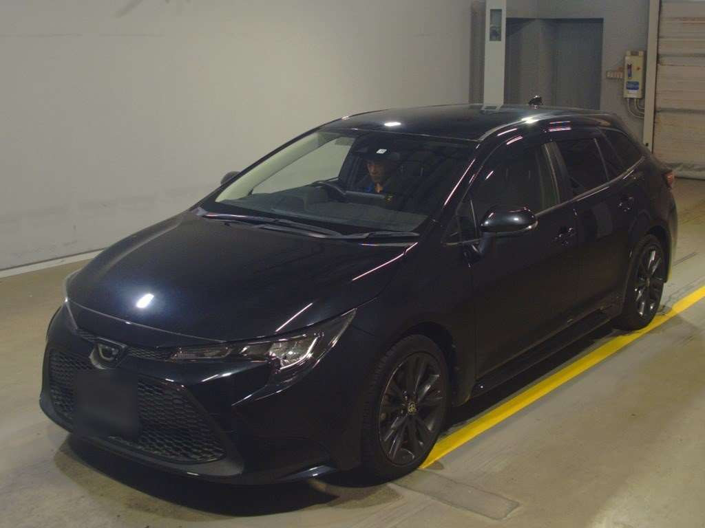 2019 Toyota Corolla Touring Wagon ZRE212W[0]