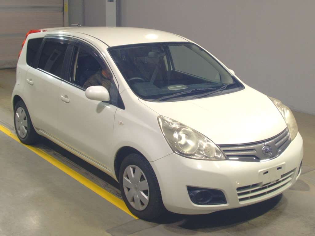 2010 Nissan Note E11[2]