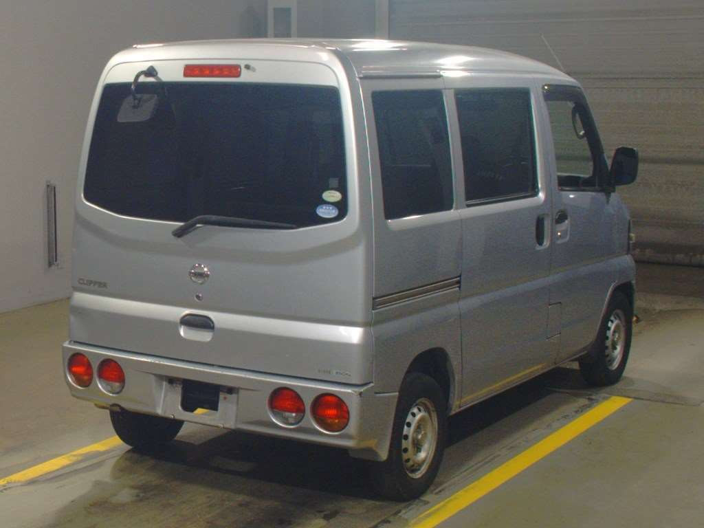 2010 Nissan Clipper Van U71V[1]