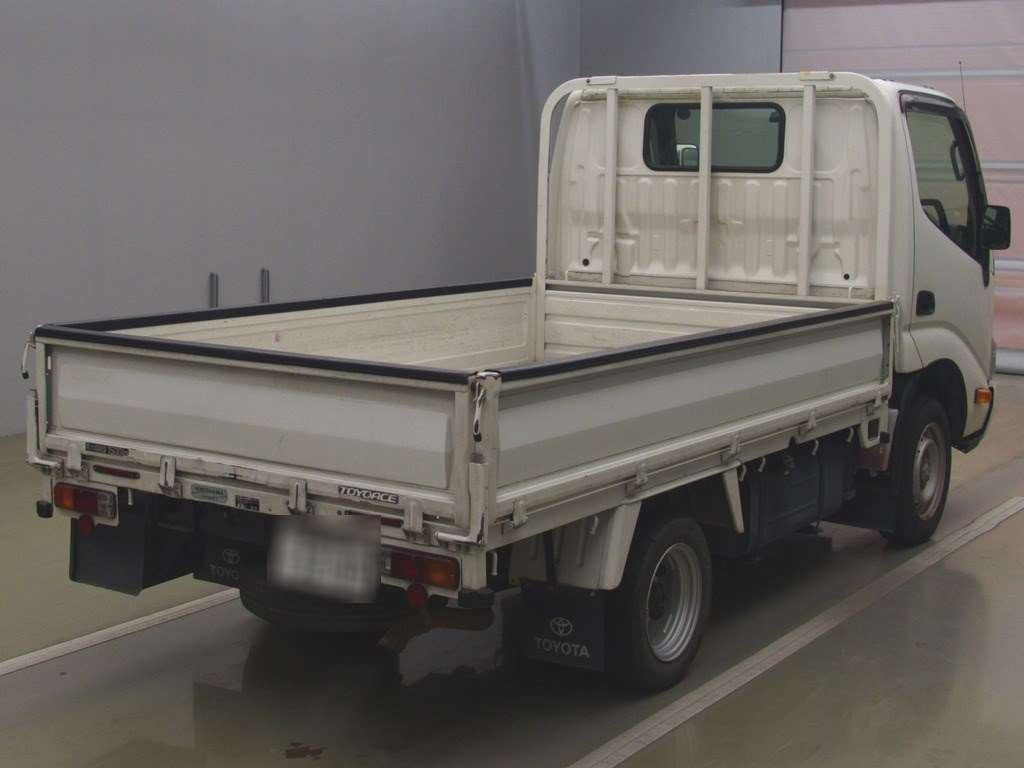 2015 Toyota Toyoace Truck KDY221[1]