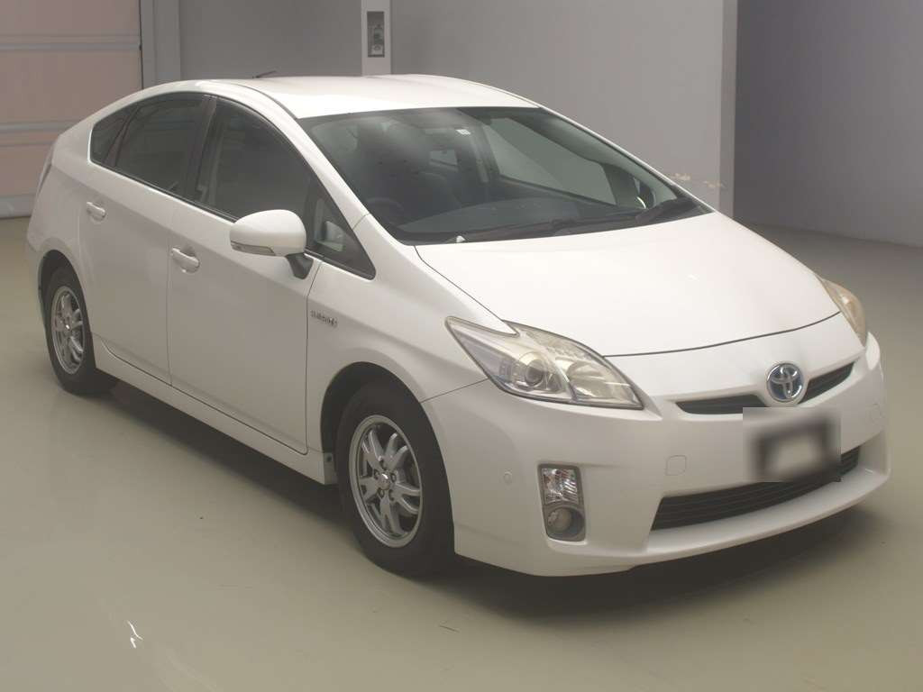 2010 Toyota Prius ZVW30[2]