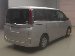 2020 Toyota Noah