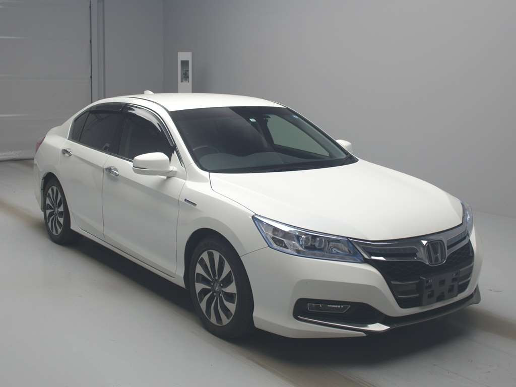 2013 Honda Accord Hybrid CR6[2]