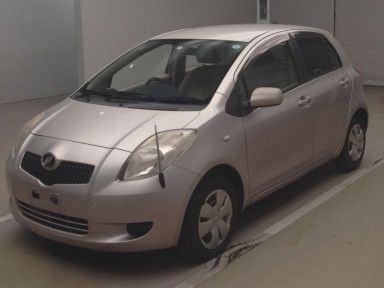 2005 Toyota Vitz