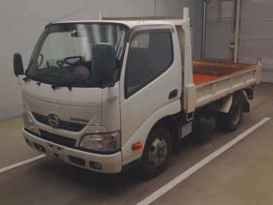 2015 Hino DUTRO