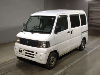 2003 Mitsubishi Minicab Van