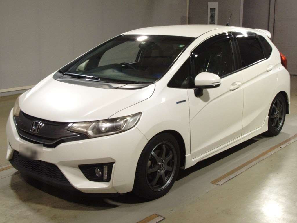 2014 Honda Fit Hybrid GP5[0]