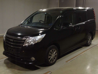 2014 Toyota Noah