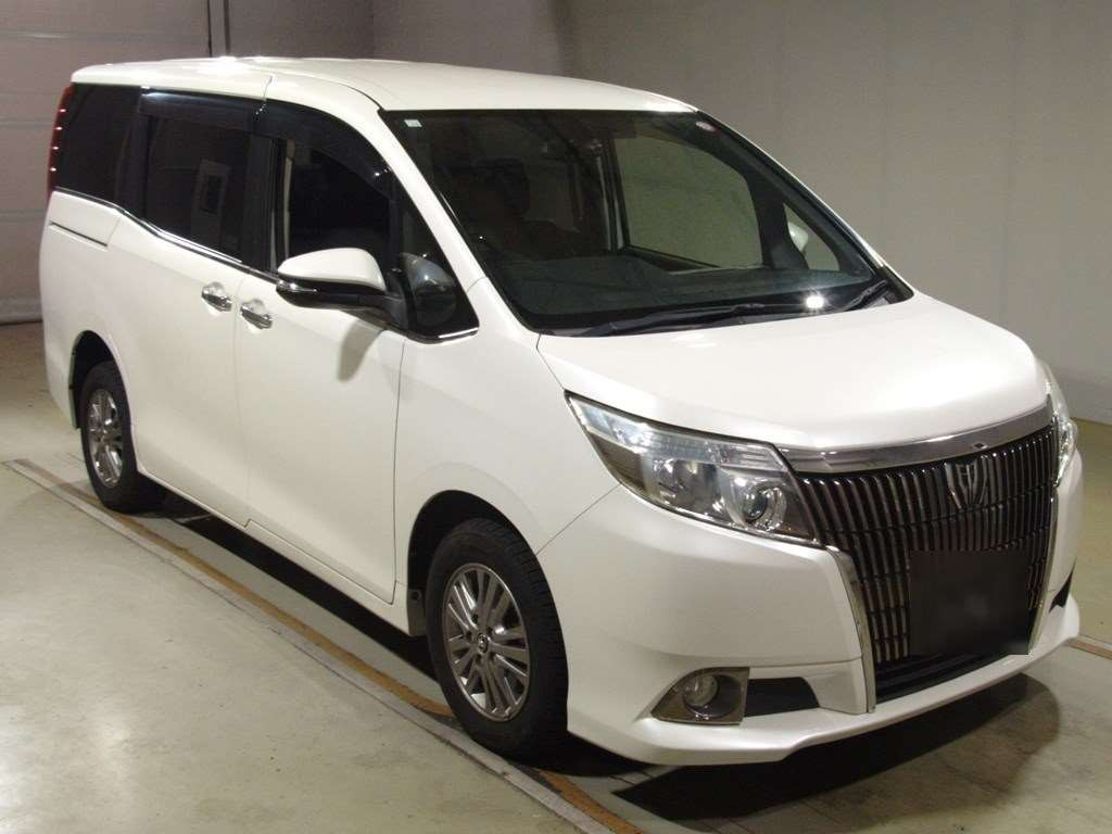 2014 Toyota Esquire ZRR85G[2]