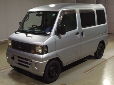 2008 Mitsubishi Minicab Van