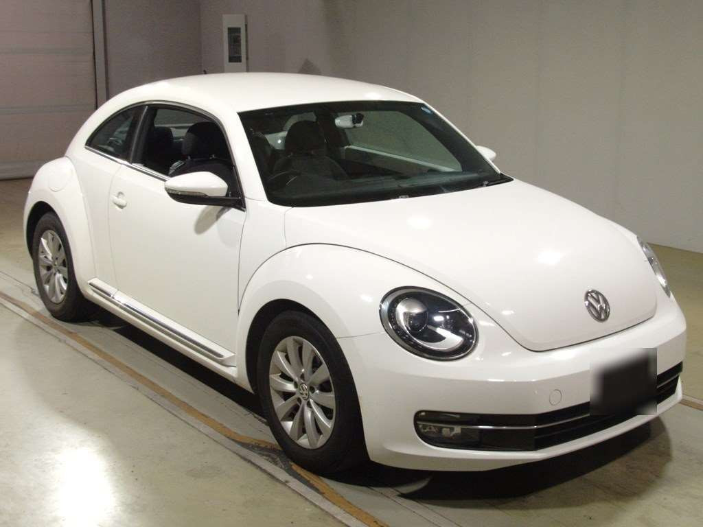 2013 Volkswagen Beetle 16CBZ[2]