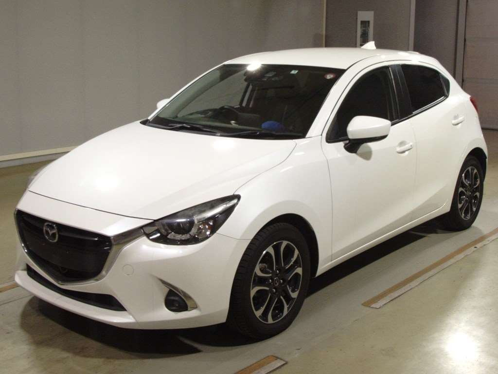 2017 Mazda Demio DJ5FS[0]