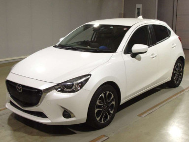 2017 Mazda Demio