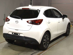 2017 Mazda Demio