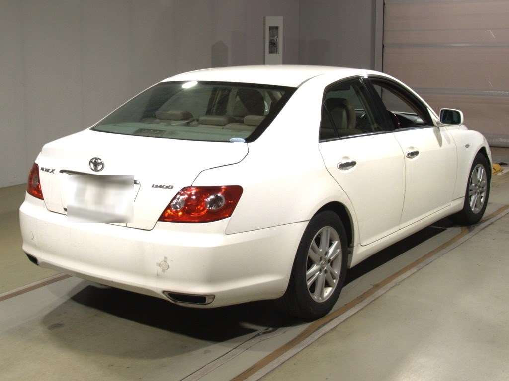 2004 Toyota Mark X GRX120[1]