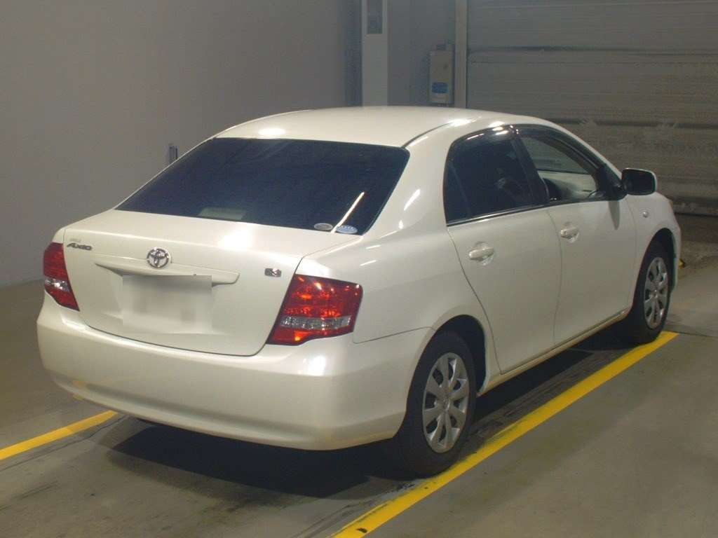 2011 Toyota Corolla Axio NZE141[1]