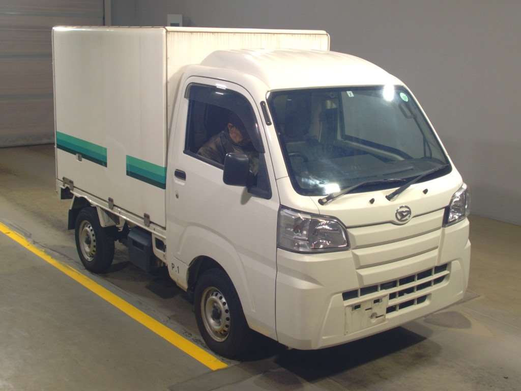 2018 Daihatsu Hijet Truck S510P[2]