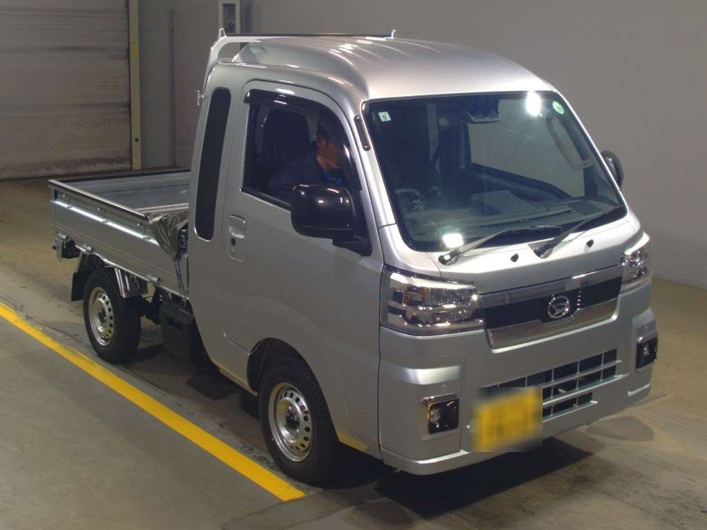 2024 Daihatsu Hijet Truck S510P[2]