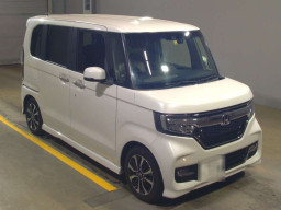 2018 Honda N-BOX CUSTOM