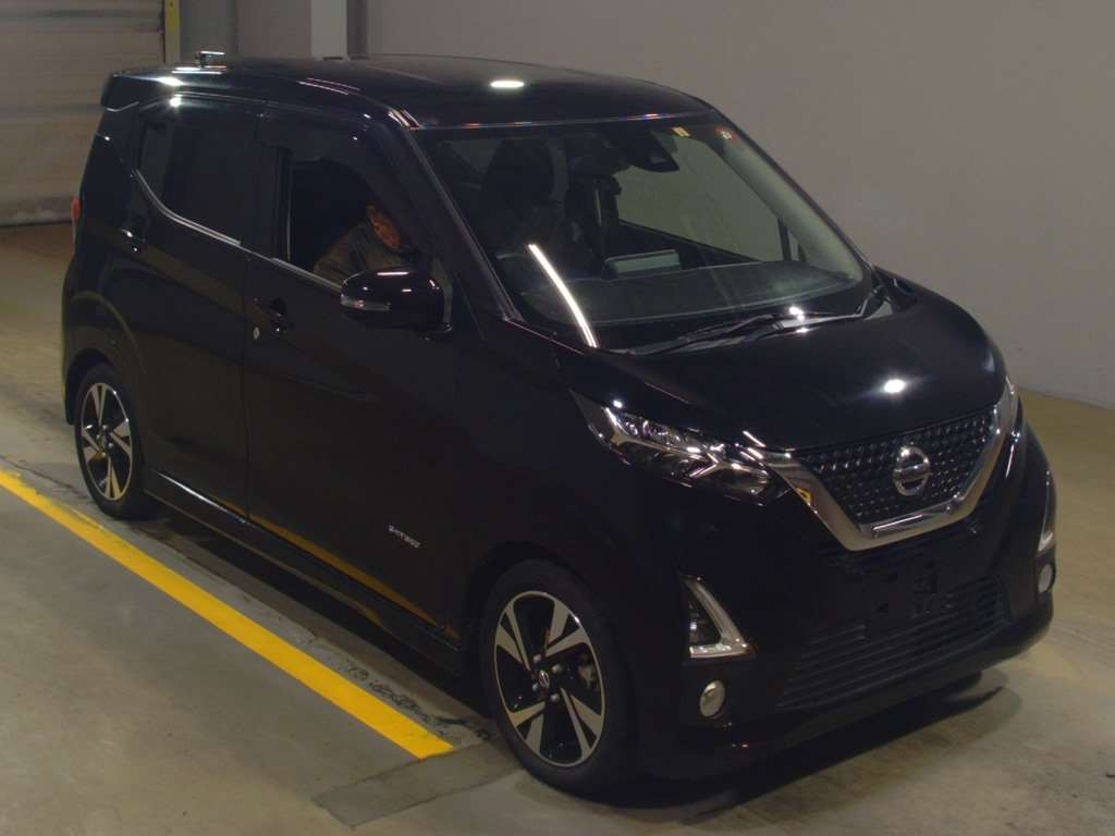 2019 Nissan DAYZ B45W[2]