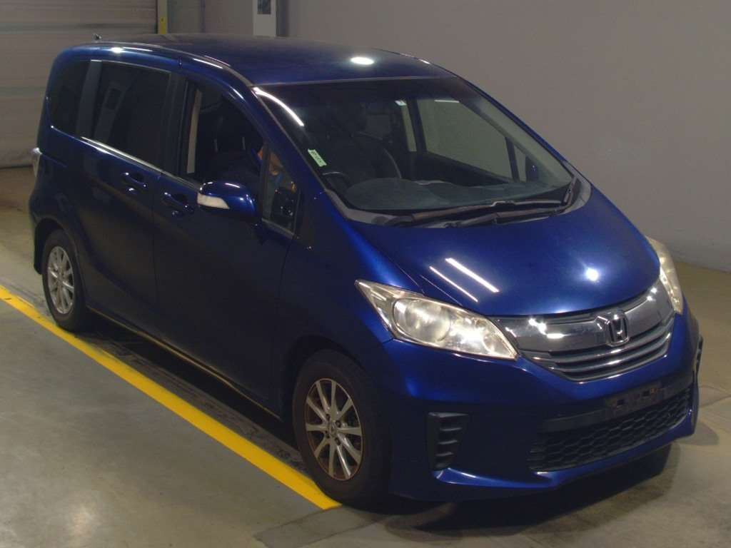 2015 Honda Freed GB3[2]