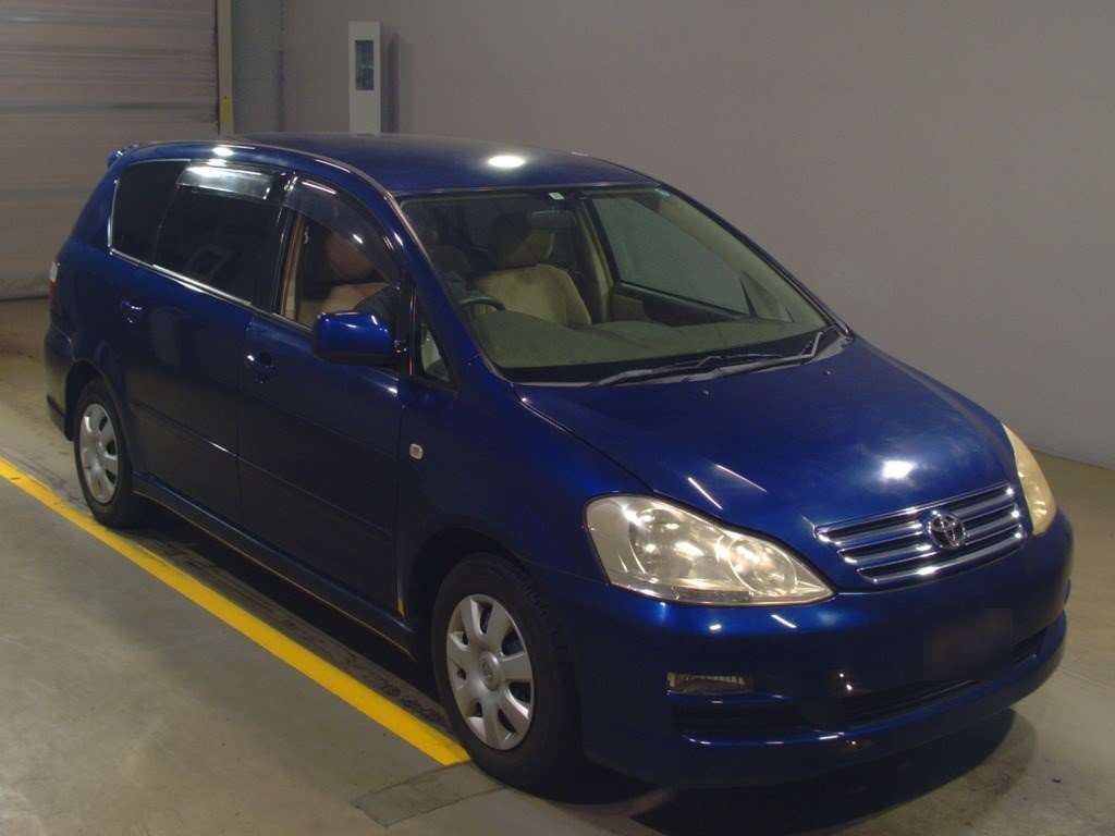 2003 Toyota Ipsum ACM21W[2]