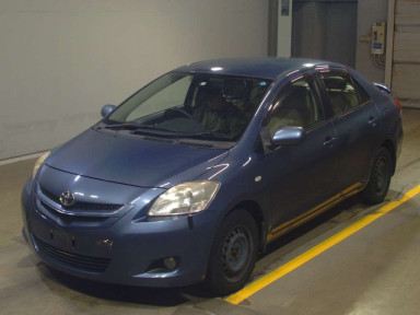 2005 Toyota Belta