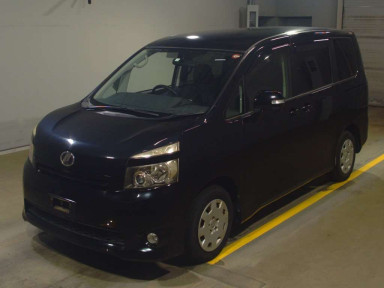 2010 Toyota Voxy